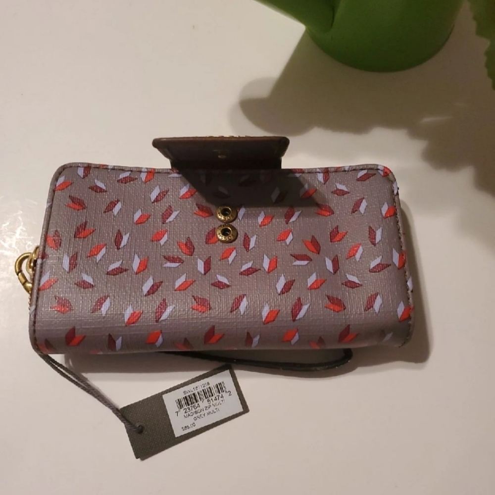 Fossil Wallet - Picture 2 of 6